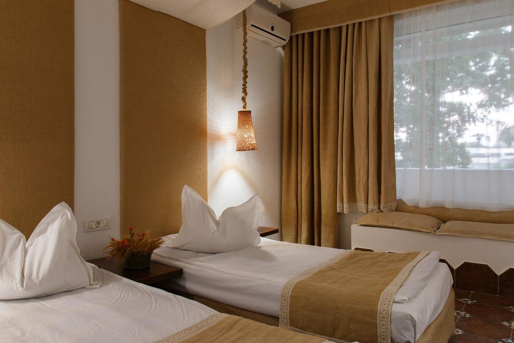 Hotel 2D Resort And Spa Neptun Room photo